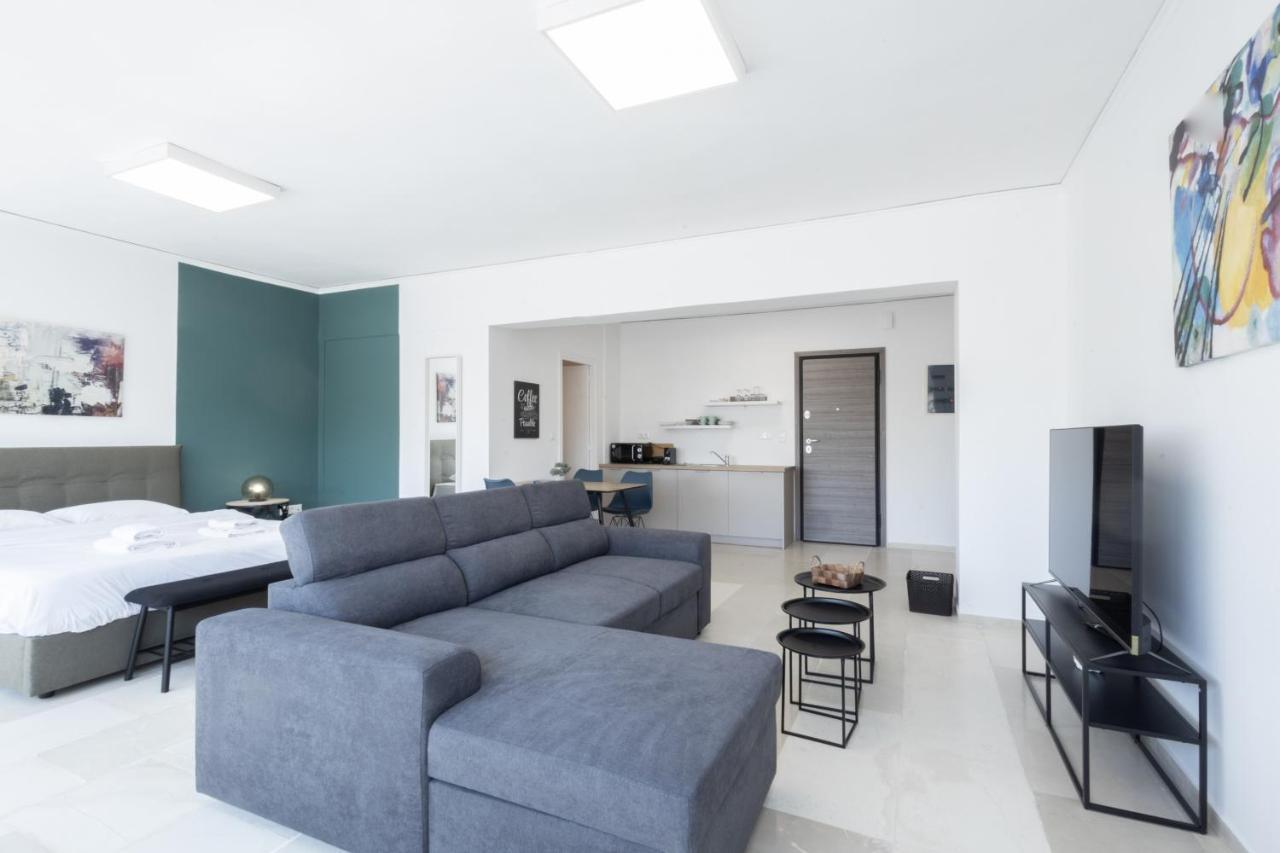 Hip And Fun Apt B Атина Екстериор снимка