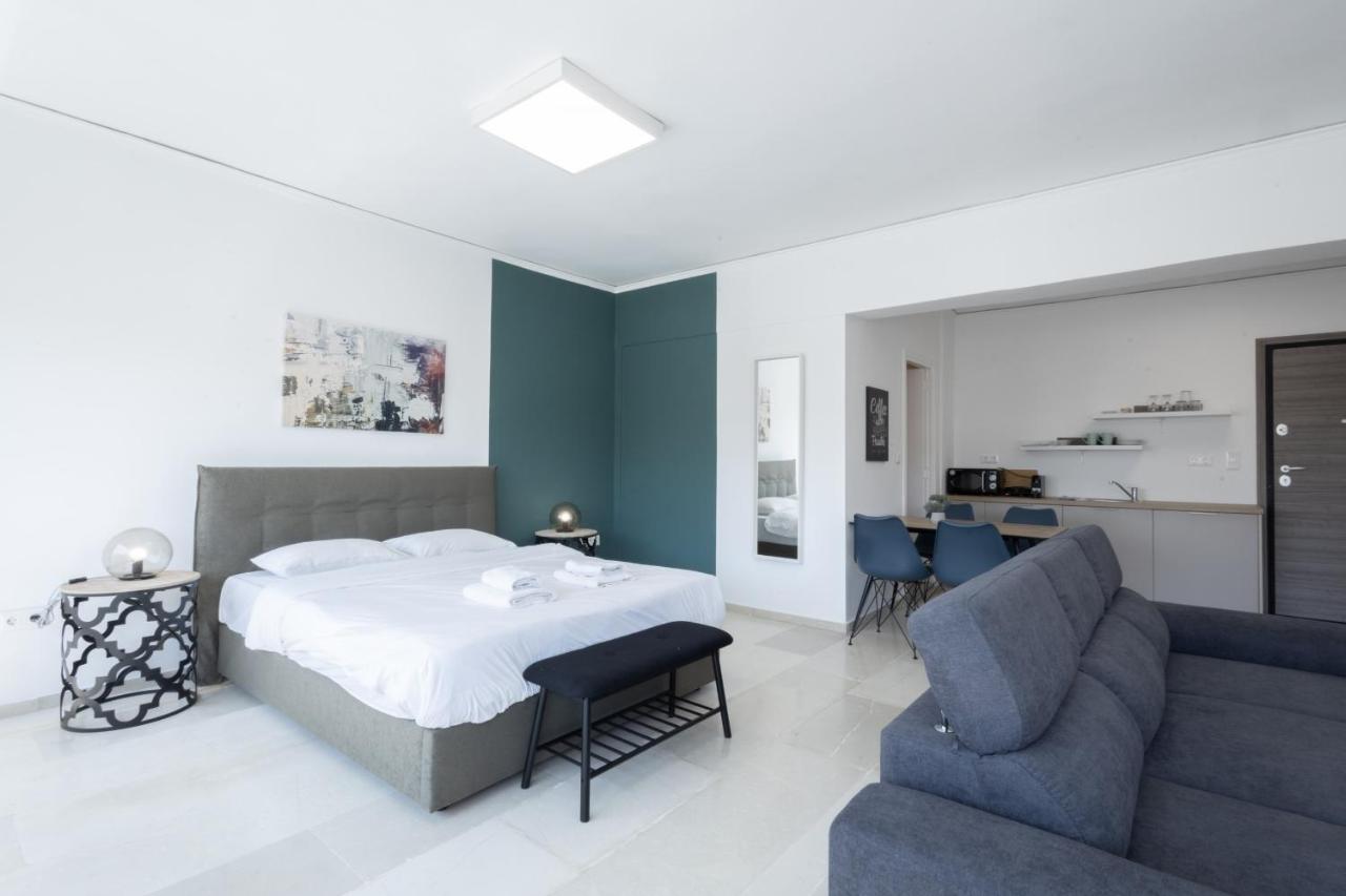 Hip And Fun Apt B Атина Екстериор снимка